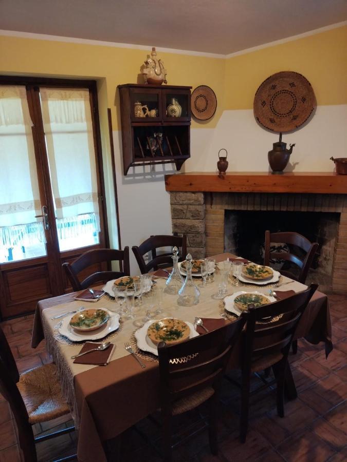 Il Casale Del Cortonese Apartment ซัสซารี ภายนอก รูปภาพ
